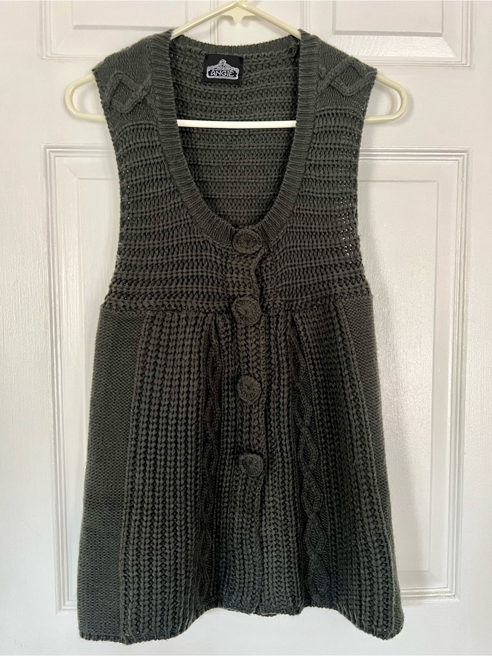 Angie Gray Green Cable Knit Button‑Front Sleeveless Cardigan Vest Size S Boho